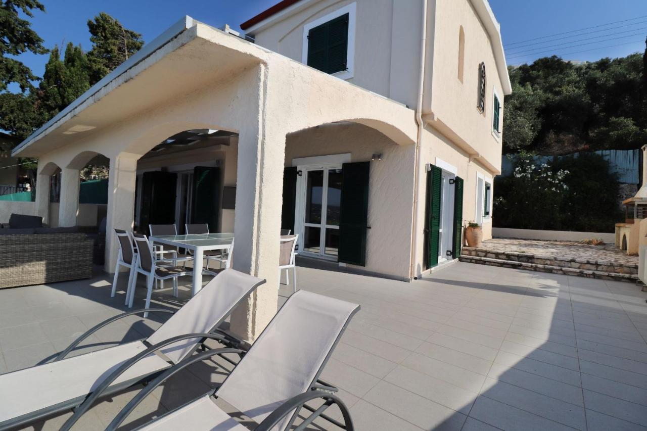 Villa Faiax Pyrgi  Екстериор снимка