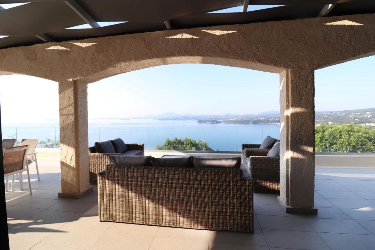 Villa Faiax Pyrgi  Екстериор снимка